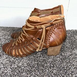 Not rated cute booties